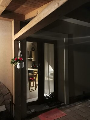 Interior - Villa 'Feudo Algerazzi - Cottage' with Sea View, Private Terrace and Wi-Fi (Zafferana Etnea)