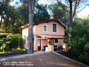 Exterior - Villa 'Feudo Algerazzi - Cottage' with Sea View, Private Terrace and Wi-Fi (Zafferana Etnea)