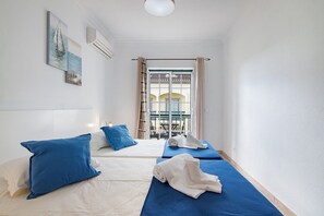 مكواة/لوح كي وواي فاي وملاءات أسرّة