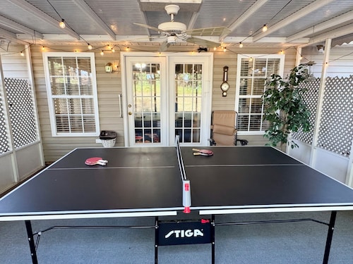 Unique Family-Friendly Home with Indoor Playground & Ping Pong! Central Location