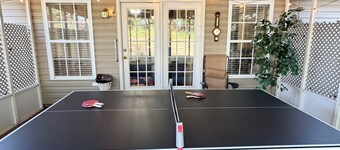 Unique Family-Friendly Home with Indoor Playground & Ping Pong! Central Location