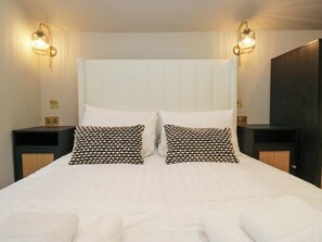 1 bedroom, individually decorated, individually furnished, free WiFi - The Coach House (Windermere)