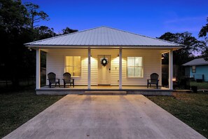Exterior - Cozy Coastal Retreat w/ Fire Pit • Grill • Outdoor Games • Family & Pet Friendly (St. Augustine)