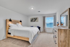 4 chambres, fer et planche à repasser, Wi-Fi gratuit, draps fournis