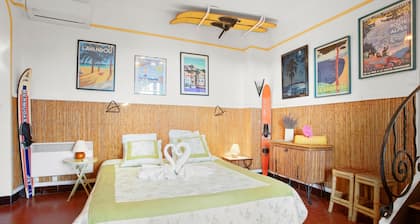 Chambre dâhĂŽtes « Chambre Canisses » avec vue mer, piscine partagĂ©e et Wi-Fi