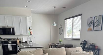 New Listing - 2bedroom steps away from 7Mile Beach!