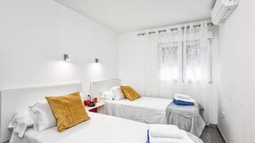 3 Schlafzimmer, Bügeleisen/Bügelbrett, WLAN, Bettwäsche