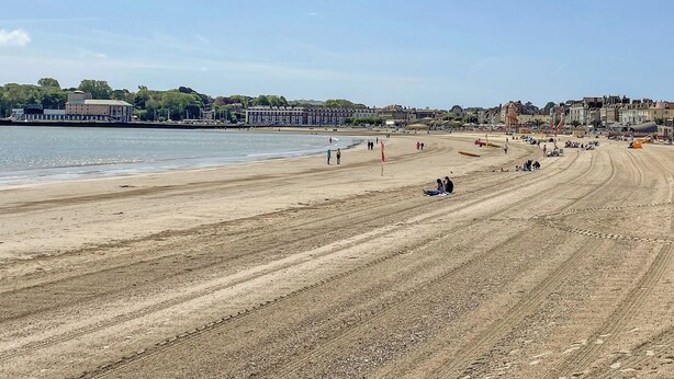 Beach nearby - Betty's Buoy (Weymouth)