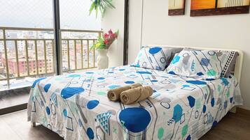 Iron/ironing board, free WiFi