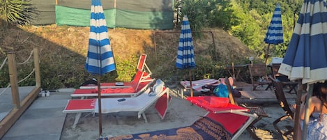 Free beach shuttle, sun-loungers, beach umbrellas, beach massages