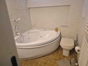 Private spa tub - 5TerreFreeShuttle OneRoundTurn in Sestri (Vignolo)