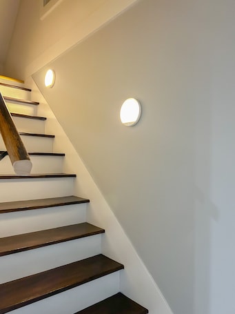 Interior. Your Harbourfront Dream – Newly Renovated with Spectacular Views