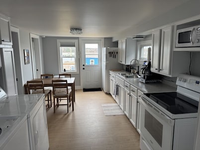 Your Harbourfront Dream â Newly Renovated with Spectacular Views