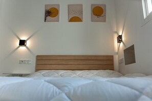 Iron/ironing board, WiFi, bed sheets - Apartment 'Feeling Doñana' with Private Pool, Wi-Fi, and Air Conditioning (Villamanrique de la Condesa)