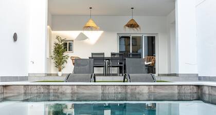Appartement 'Feeling Doñana' avec piscine privée, Wi-Fi et climatisation