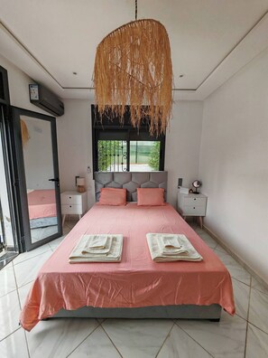 3 soverom, strykejern/-brett, wi-fi (inkludert) og sengetøy