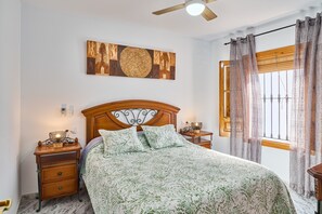 4 chambres, fer et planche à repasser, Wi-Fi, draps fournis