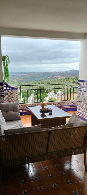 Interior - Casa Rural Marta with Mountain Views, Wi-Fi and Air Conditioning (Zuheros)