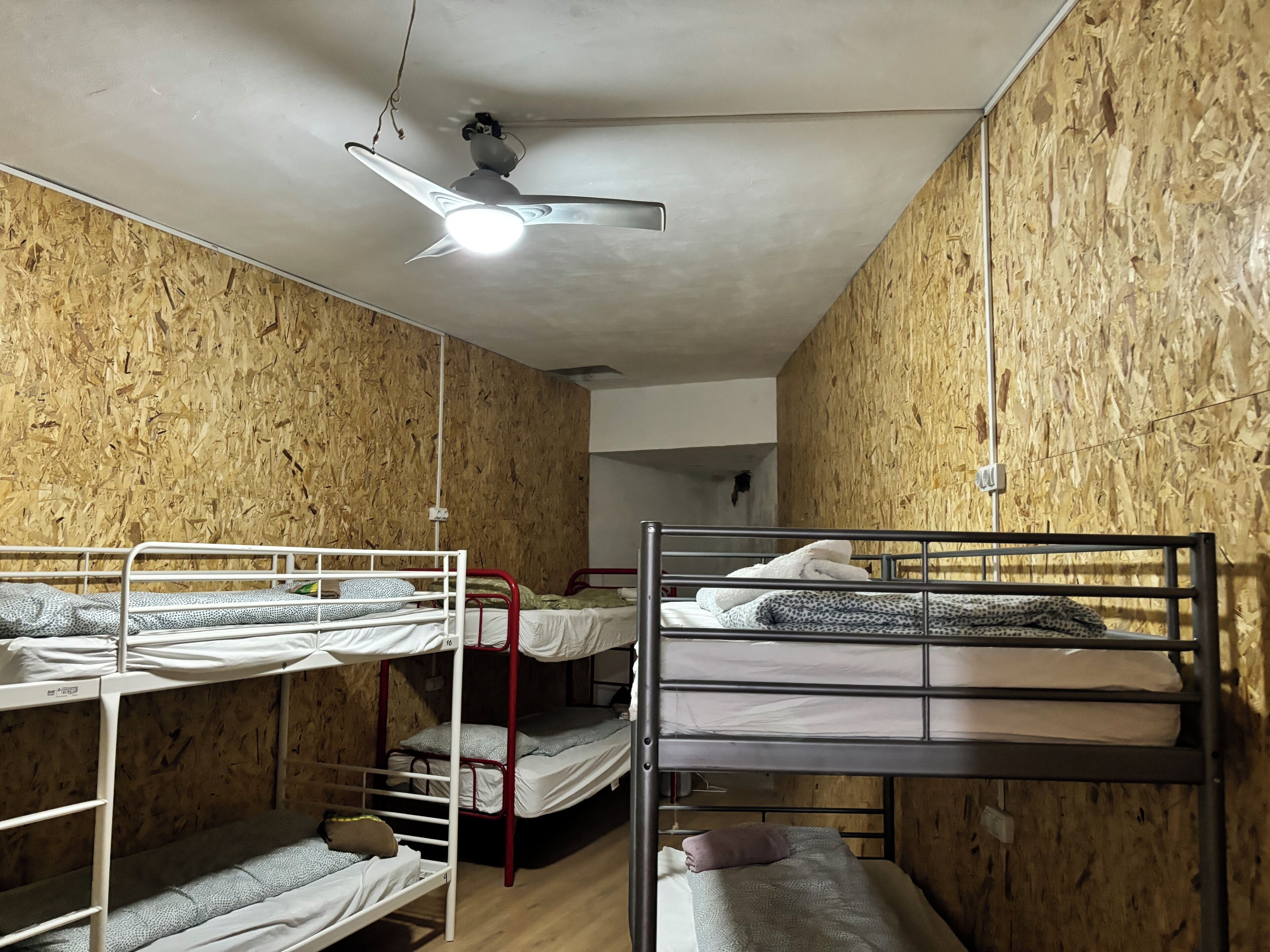 Felles sovesal – basic, for menn og kvinner | Wi-fi (inkludert)