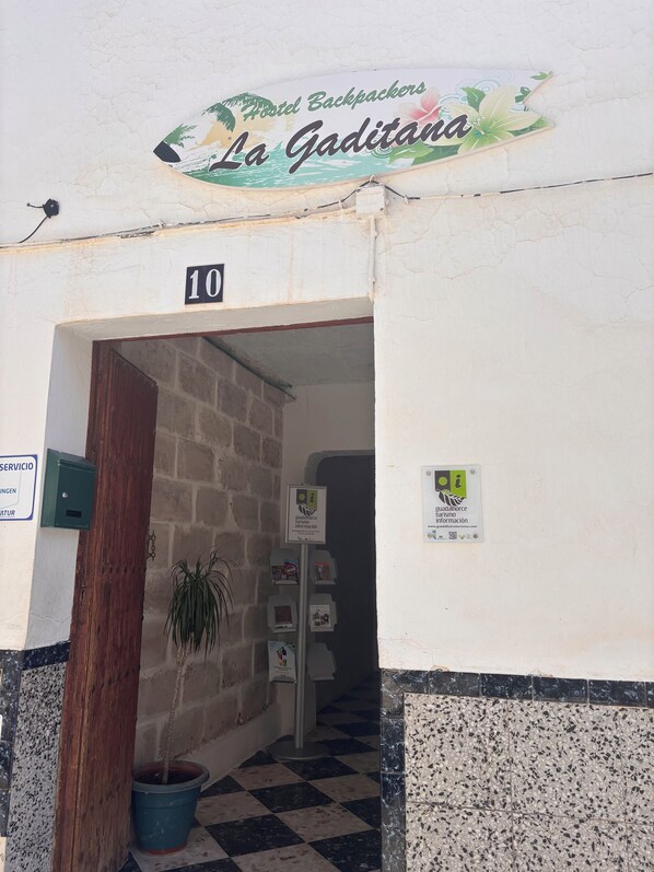 Front of property - Backpackers La Gaditana (Alhaurín el Grande)