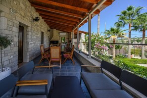 別墅 | 室外用餐