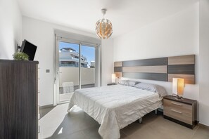 Room - Holiday Apartment 'Las Terrazas II' with Sea View, Wi-Fi and Air Conditioning (Granadilla de Abona)