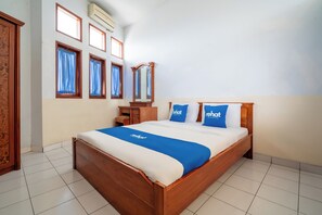 Deluxe Double Room | Meja, Wi-fi percuma 