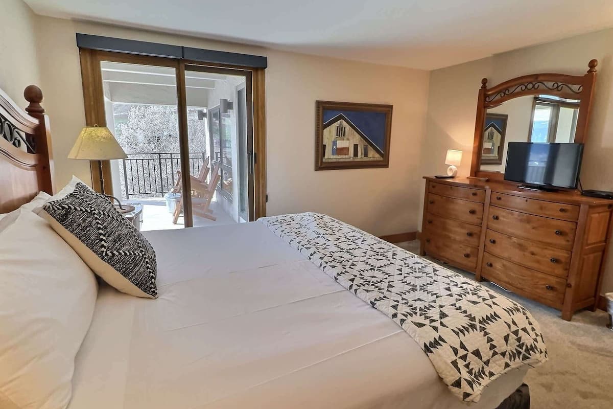 Apartment, Resort View, Mountainside No Resort Fee