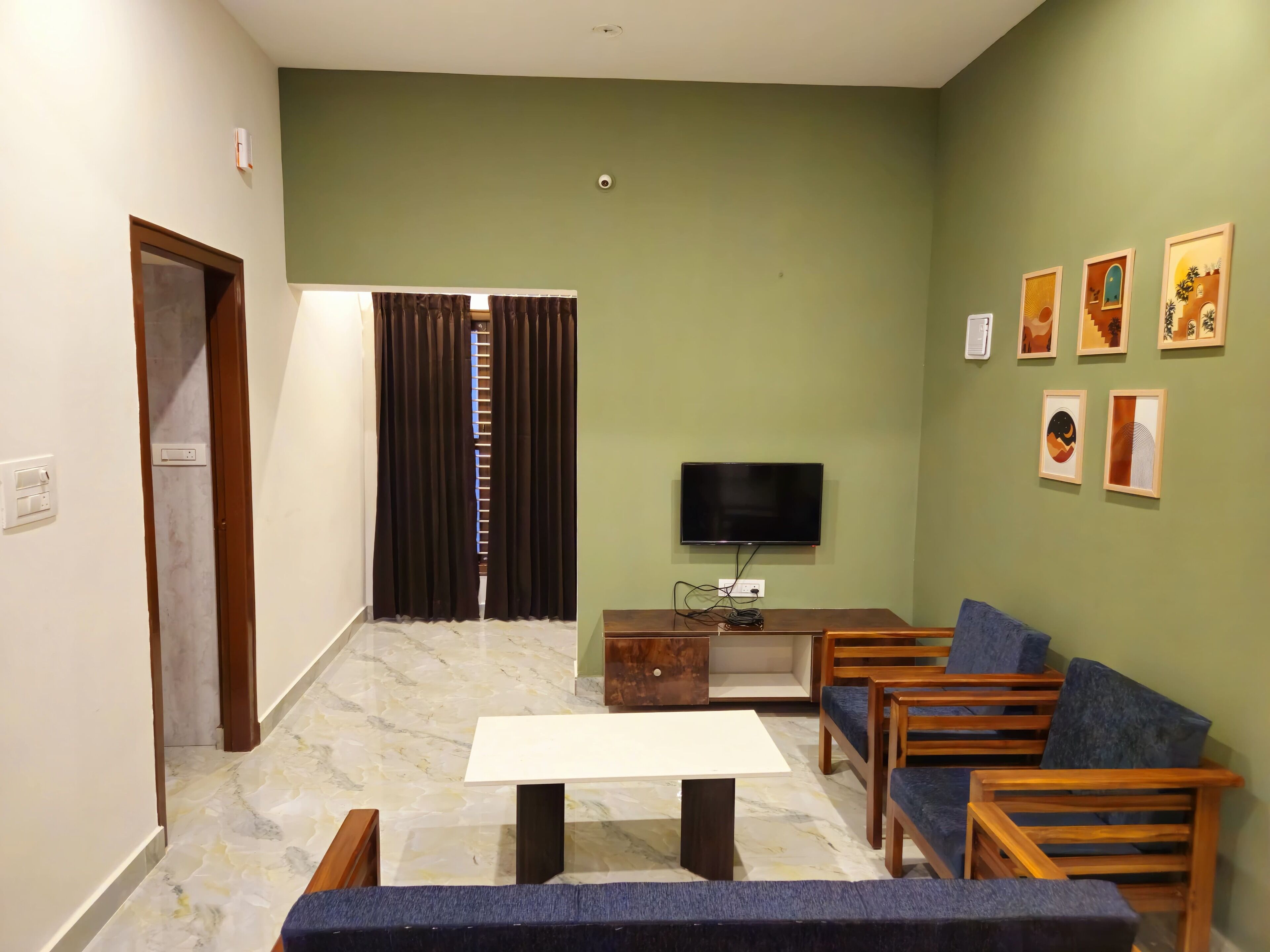 Apartemen, 2 kamar tidur | Meja kerja, ruang kerja ramah laptop, dan Wi-Fi gratis