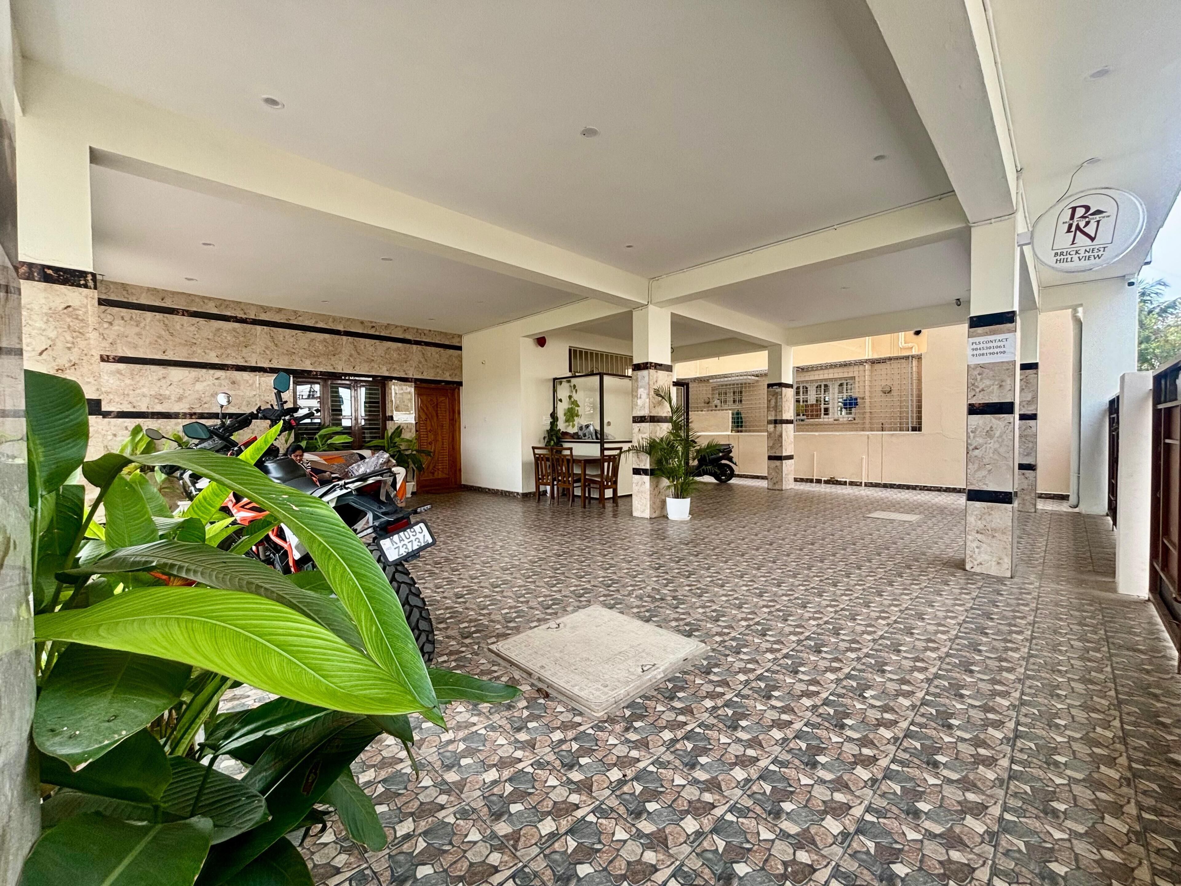 Mặt tiền nơi lưu trú