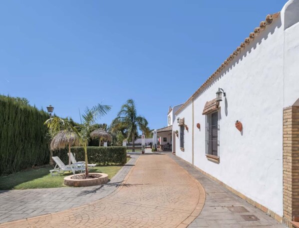 Garden - Couple Retreat in Conil, With a Pool (Conil de la Frontera)