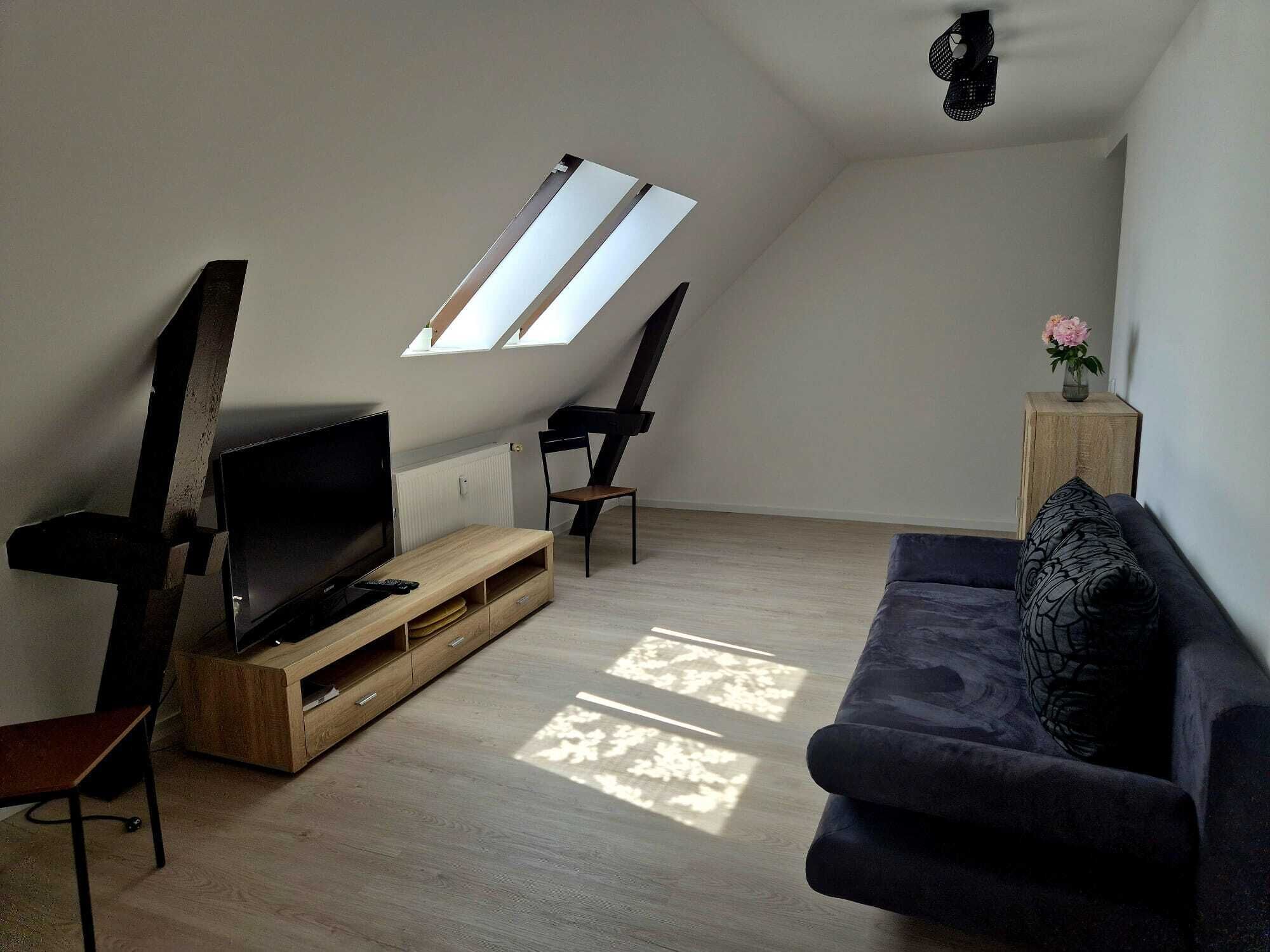 Fernseher, Stereoanlage