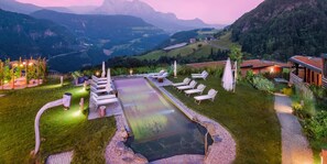 Pool - Room 'Hotel Pennhof Montis' with Mountain View, Shared Pool and Wi-Fi (Barbian)