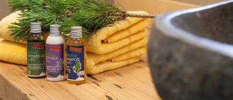 Doccia, asciugacapelli, asciugamani