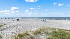 Beach nearby - Seaside Beach & Racquet Club 1115 (Orange Beach)