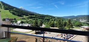 Property grounds - Holiday Home “Escapade Nature Ski Rando Farniente” with Mountain View & Balcony (Saint-Nizier-du-Moucherotte)