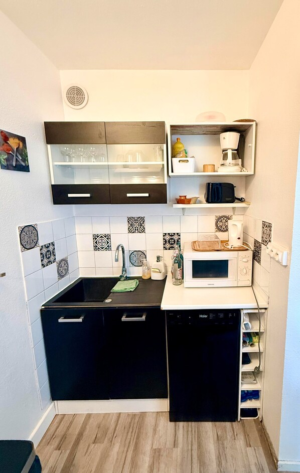 Private kitchen - Holiday Home “Escapade Nature Ski Rando Farniente” with Mountain View & Balcony (Saint-Nizier-du-Moucherotte)