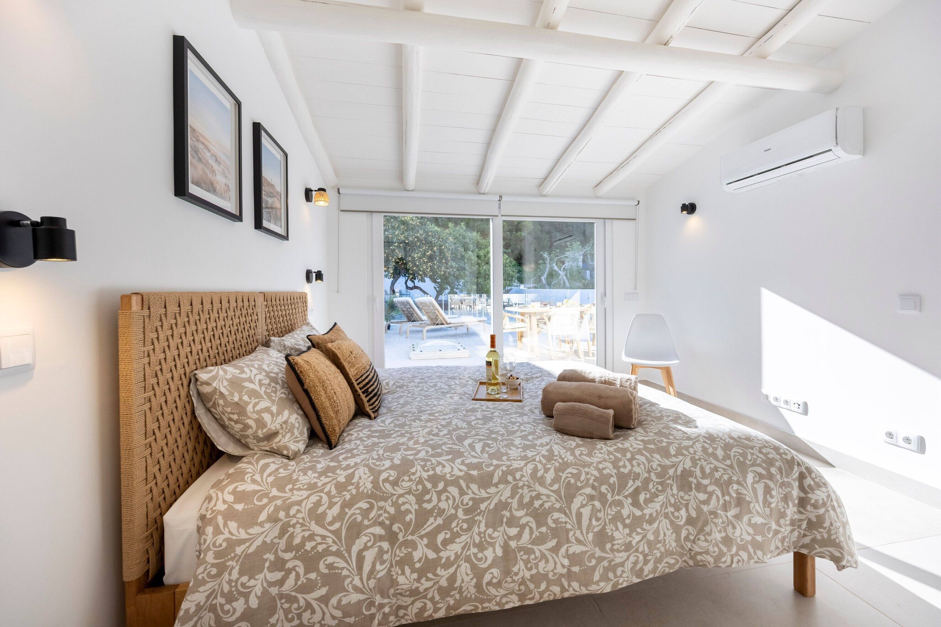 Fer et planche à repasser, Wi-Fi, draps fournis