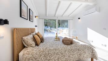 Fer et planche à repasser, Wi-Fi, draps fournis