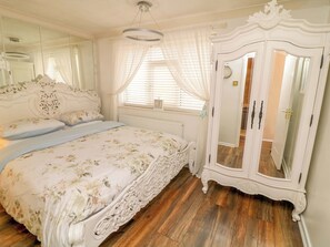 3 slaapkamers, individueel gedecoreerd, individueel gemeubileerd