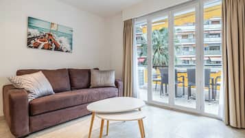 Apartment | Living area