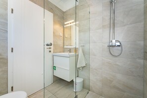 House | Bathroom - Pet-friendly Apartment With sea View (Jasenice)