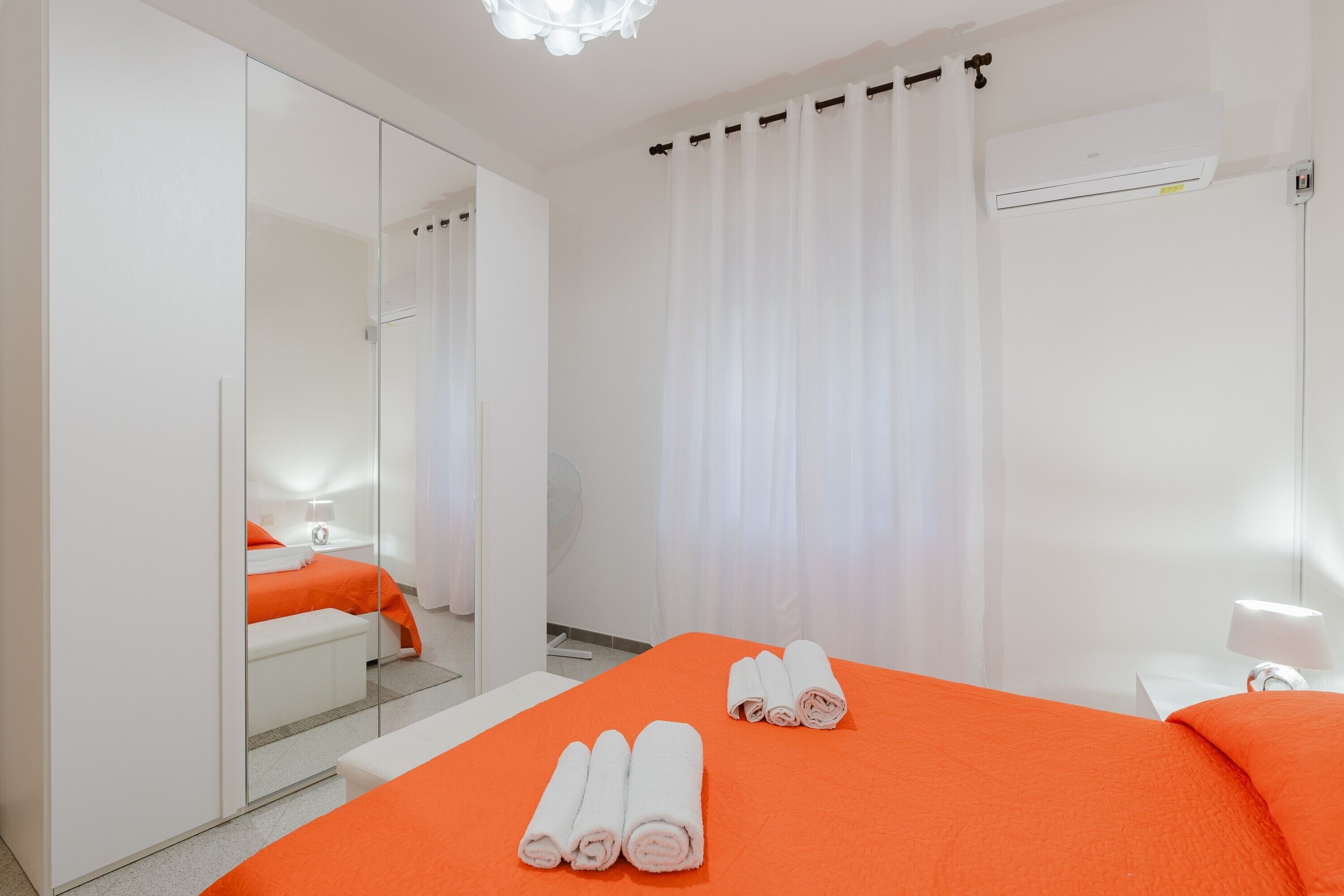 Bügeleisen/Bügelbrett, WLAN, Bettwäsche