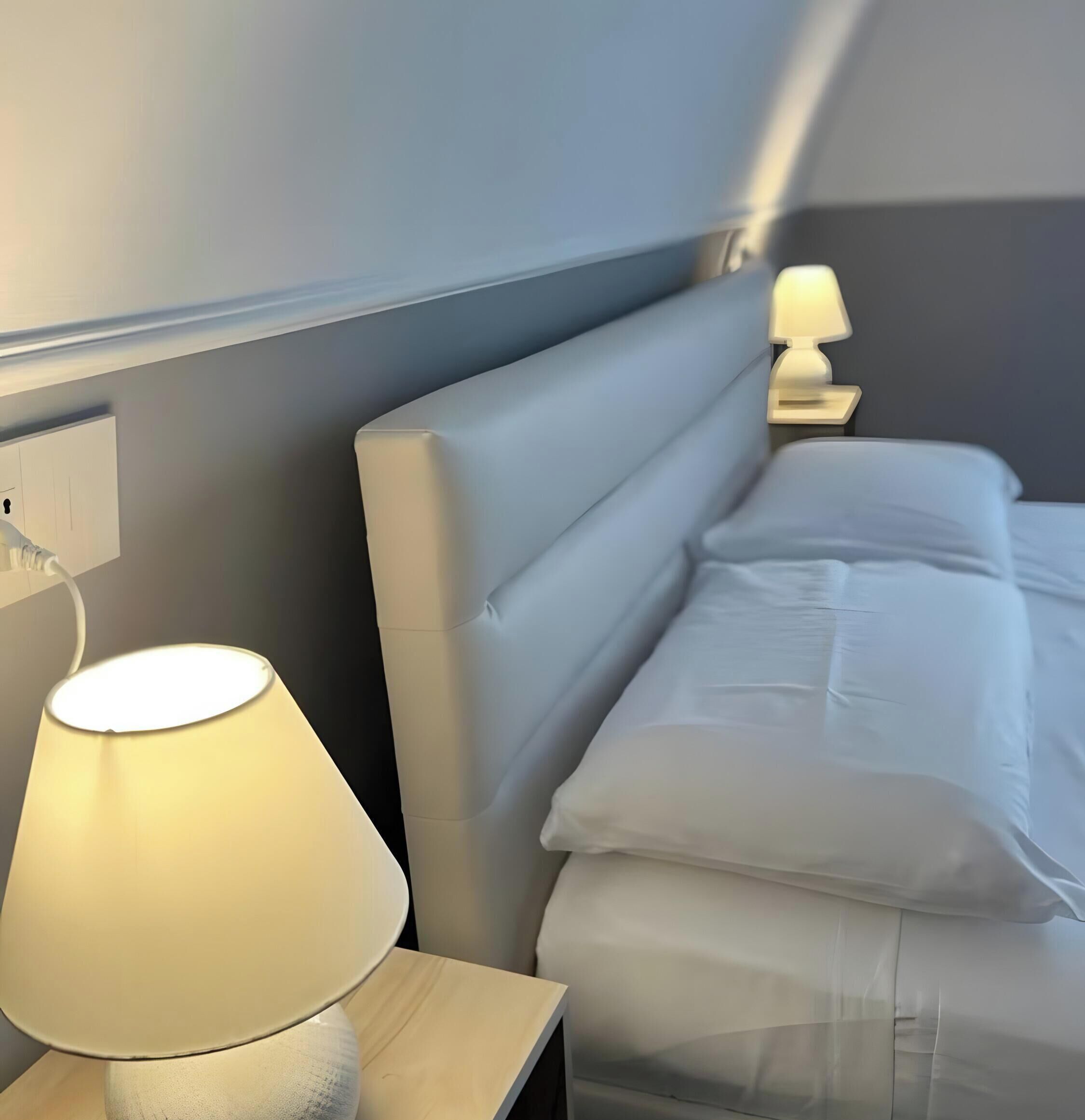 Bügeleisen/Bügelbrett, WLAN, Bettwäsche