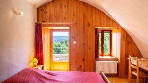 Room - Cottage for 6 People (Massegros Causses Gorges)