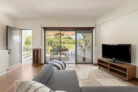 TV. The perfect retreat to slow down, breathe deeply, and disconnect from routine
