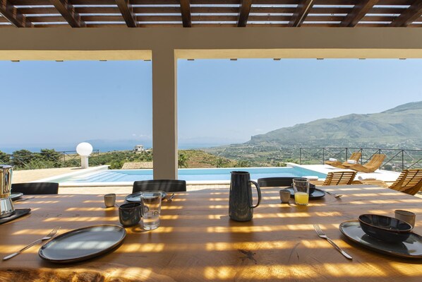 Outdoor dining - Villa Altamarea - Scopello (Scopello)