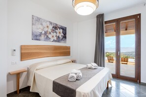 Iron/ironing board, travel cot, free WiFi, bed sheets - Villa Altamarea - Scopello (Scopello)