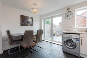 Interior - Thinford View- 4 bed, 2.5 bath, Parking, Garage (Spennymoor)