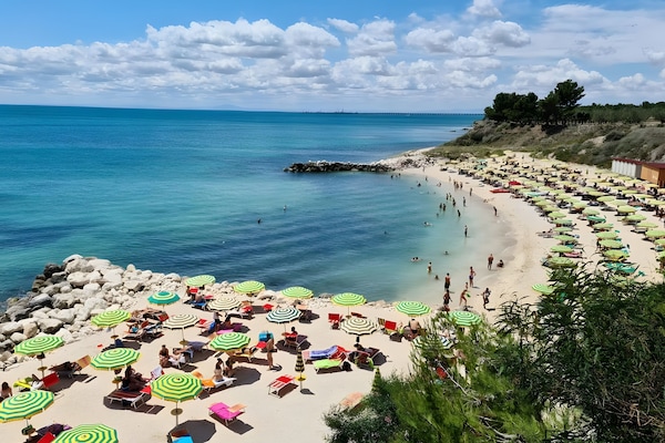 Strand